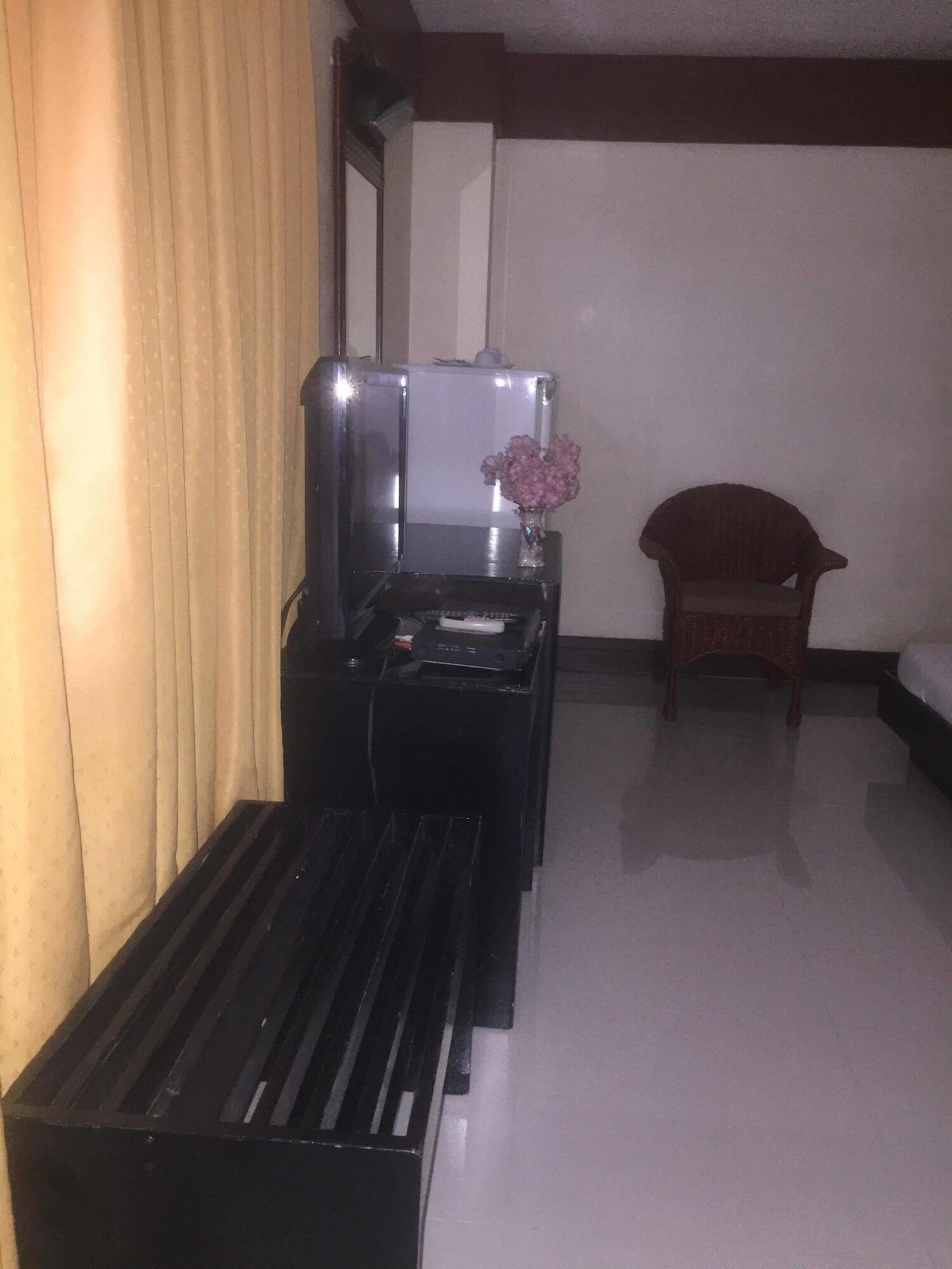 Paragon Suites Cebu Bagian luar foto