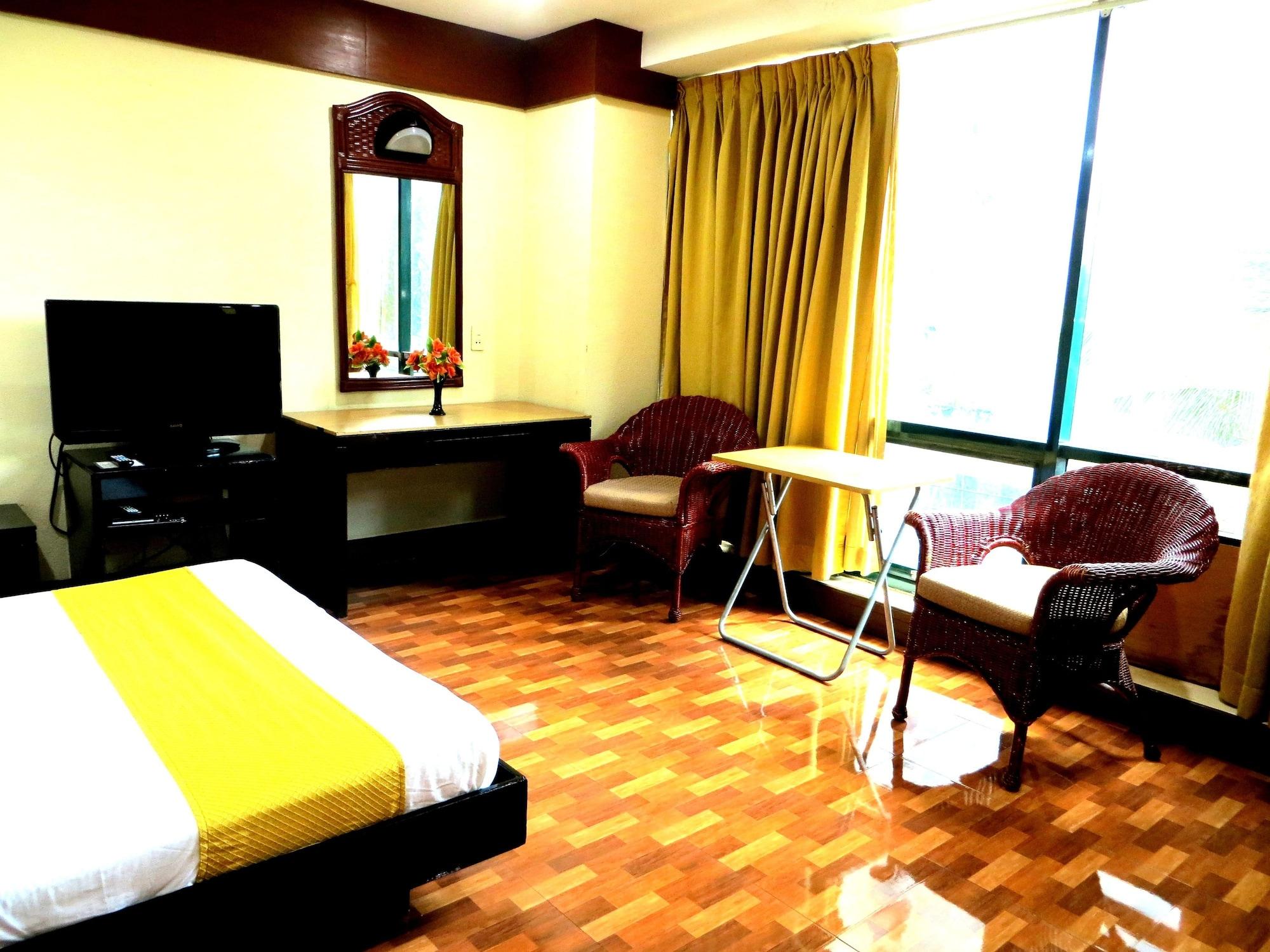 Paragon Suites Cebu Bagian luar foto