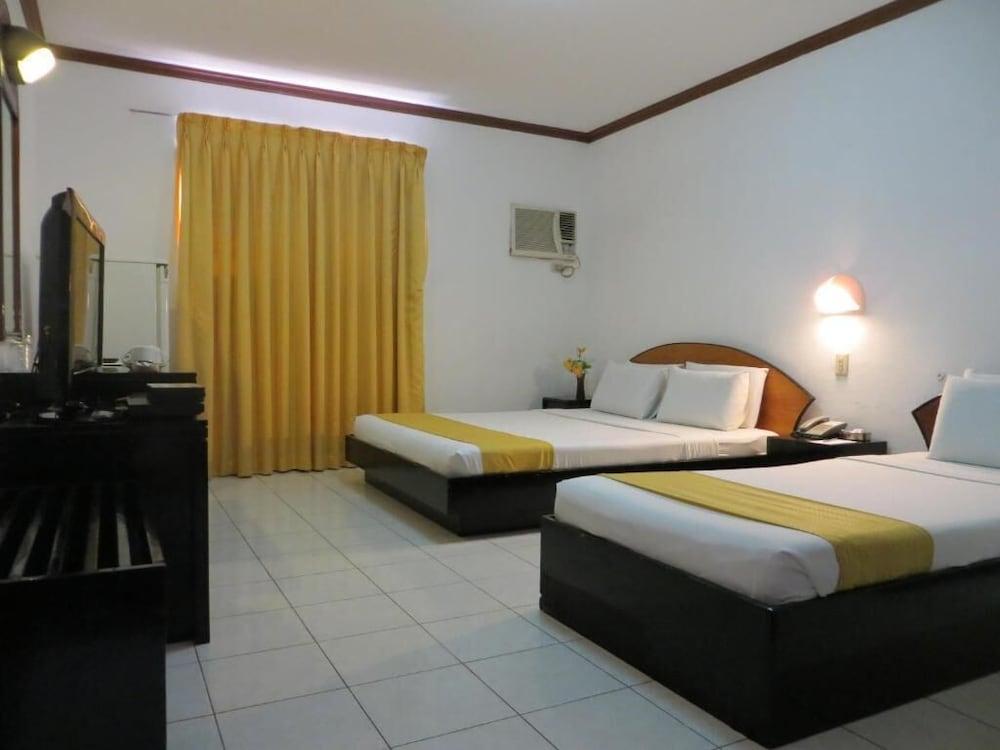 Paragon Suites Cebu Bagian luar foto