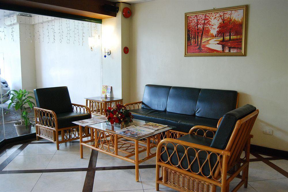 Paragon Suites Cebu Bagian luar foto