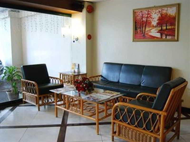 Paragon Suites Cebu Bagian luar foto